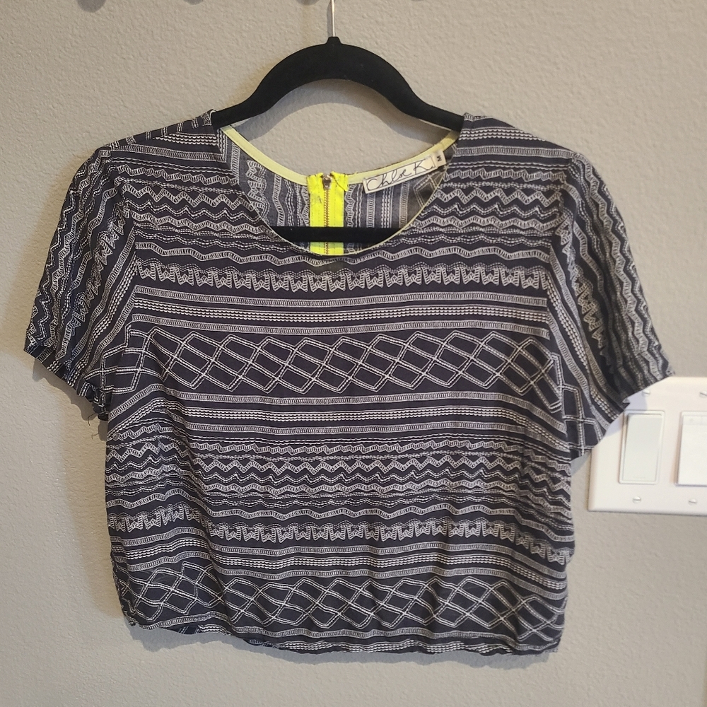 Chloe K. Aztec Designed Crop Top, M
